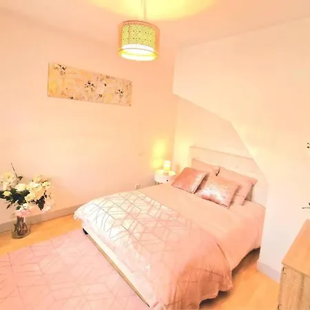 App 5 - T3 Hyper Centre Lumineux Et Calme 5min Gare Évreux